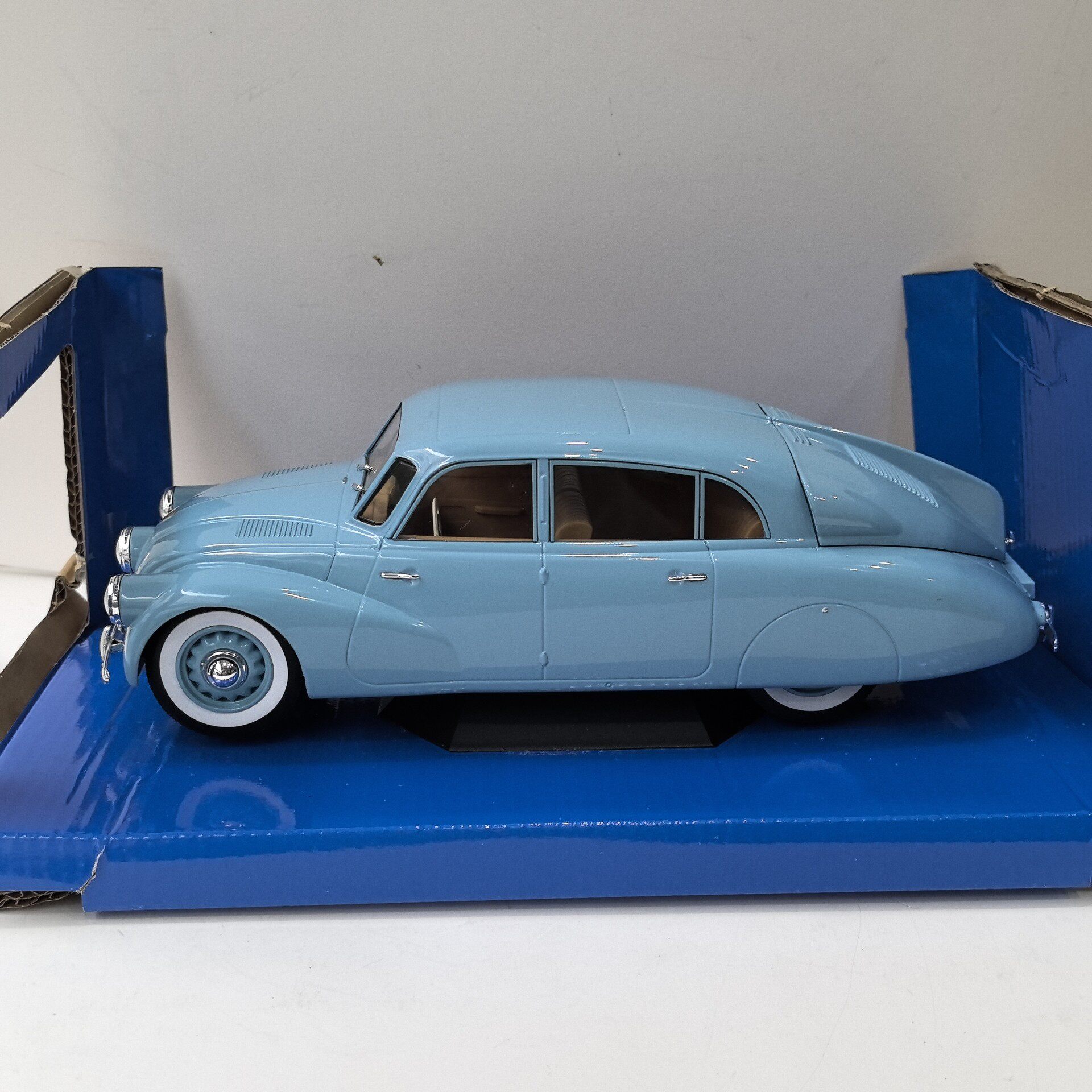 MCG Diecast 1/18 Scale TATRA 8 - Vintage Collectible Cars review and price
